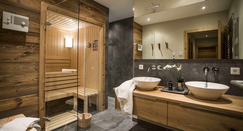 Sauna in der Wohnung im Badezimmer: wie man den Bereich für Badevorgänge ausstattet