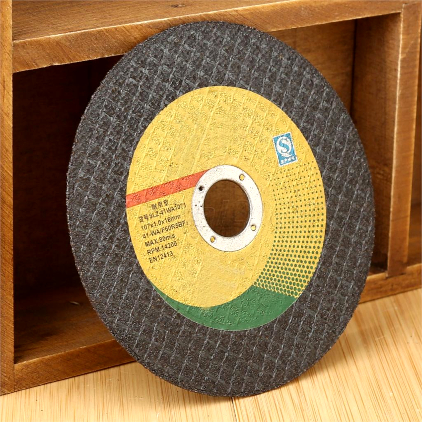 Abrasive cutting discs for a grinder have a diameter of 115-230 mm and a thickness of 1-3.2 mm