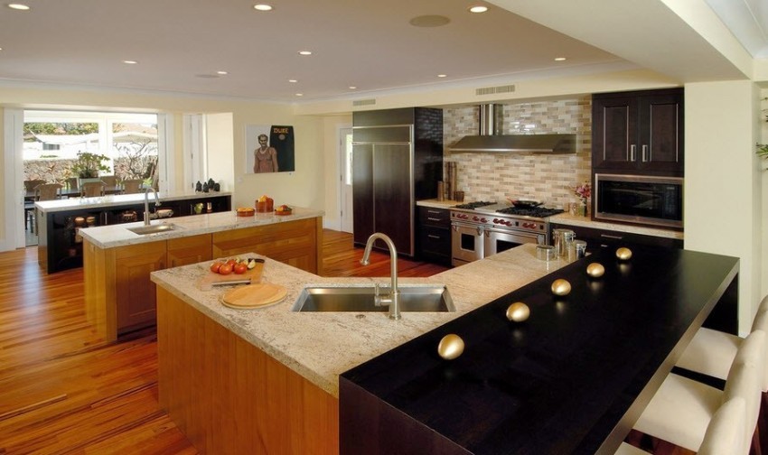 Sarok mosogató a konyhában: egy lehetőség a kis méretű szobát