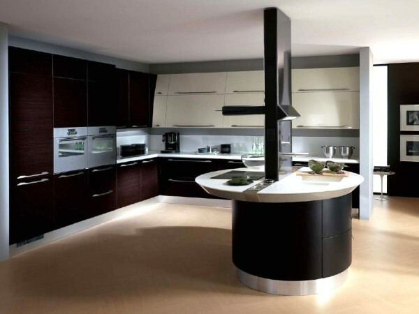 Las cocinas modernas: diseño en el estilo de minimalismo, alta tecnología y un loft, muebles de plástico, vídeo y fotos