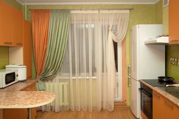 Ejemplo de diseño de cortinas de la cocina