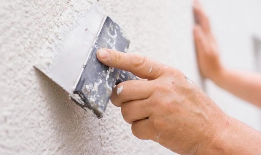 Mempersiapkan dinding untuk wallpapering: bekerja pada hasil yang sempurna