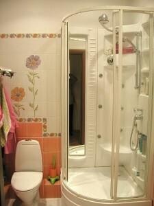 Riparazione di stanza da bagno di piccole dimensioni