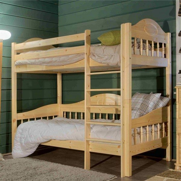 Menempatkan dua tempat tidur di atas satu sama lain membantu menghemat ruang penyimpanan ruang pemanfaatan
