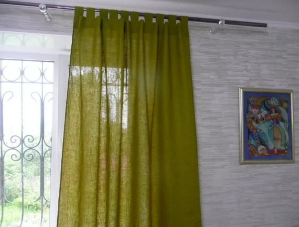 cortinas de linho pode ser usado em praticamente todos os estilos de design de interiores