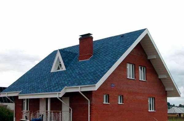 Soft tile - the perfect decoration gable roof
