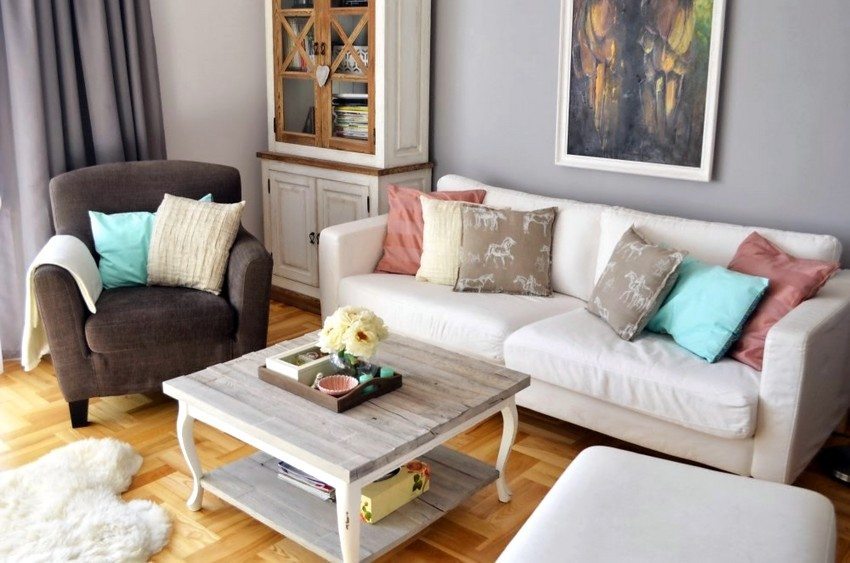 Living room often plays a role in relaxation, so it is important to make it as comfortable as possible