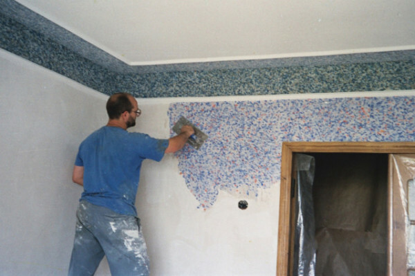 How to glue liquid wallpaper: preparation of walls, Application Instructions his hands, videos and photos