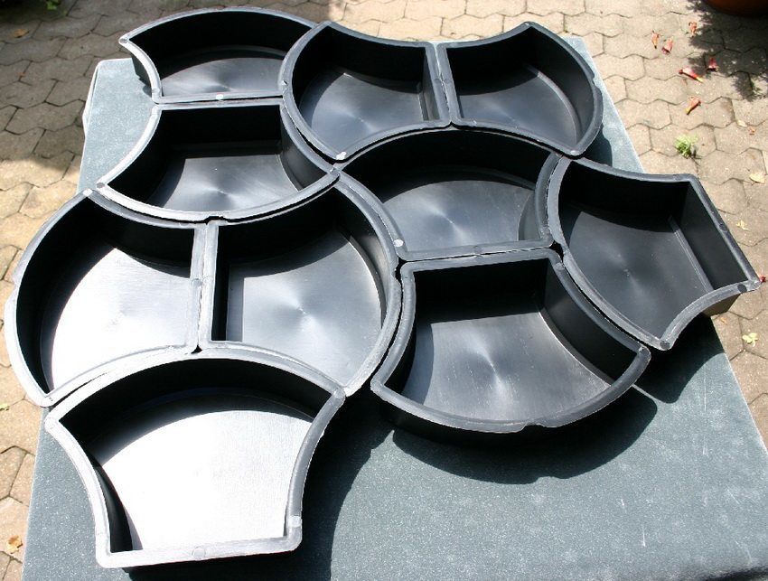 Kunststoff-Formen für Fliesen Pflaster sind langlebig und praktisch in der Anwendung