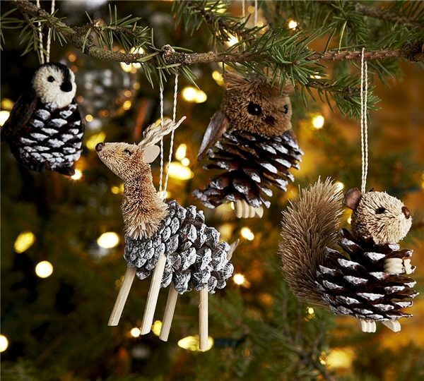 Animals from cones is appropriate look at the New Year tree