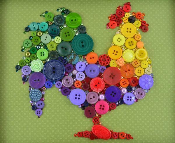 Símbolo 2017 es un gallo de fuego que es de aves de corral, pero difiere el valor y la alegría