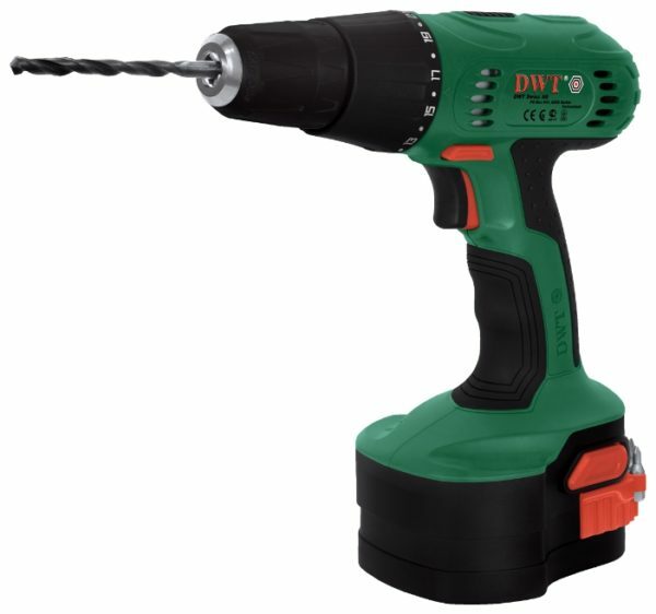 Screwdriver copes well with drilling wood