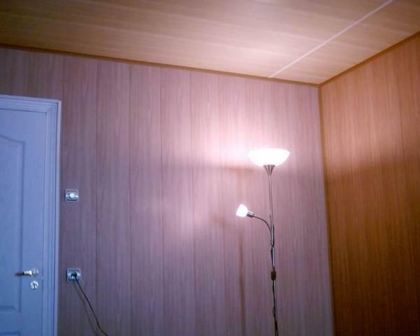 Zaključna plastične kaseta sten in stropov PVC z lastnimi rokami, foto, video, stenska dekoracija plošče