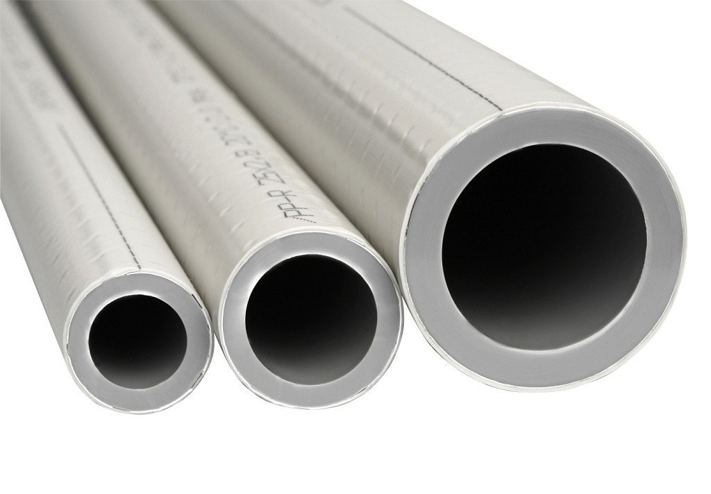 Which is better, plastic or polypropylene pipes?