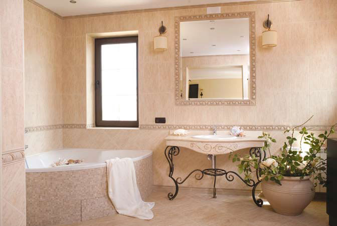 Notranjost kopalnico in WC: klasična in lep dizajn stropa marca 3 kvadratnih metrov brezhnevki