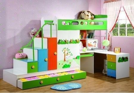 Çocuklar için harika sevinç - Orijinal dekoratif şeyler ve renkleri ile özel oda bulunmasıdır