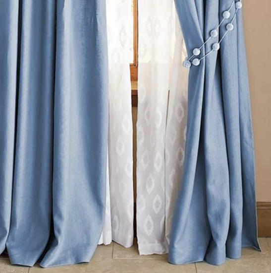 cortinas de linho estão se tornando populares devido ao material ambiental e prática
