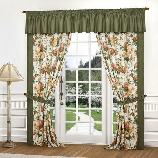 Ready-made drapes of any color and size can be purchased in specialized stores