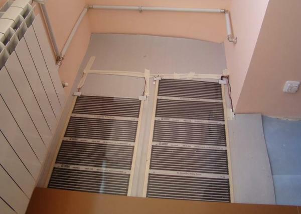 Při nákupu infračerveného podlahové vytápění by měl požádat prodávajícího osvědčení o jeho kvalitě