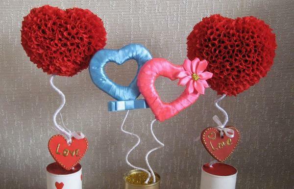 Topiary von Satinbänder in einem Herzen - ein großes Geschenk für Liebhaber