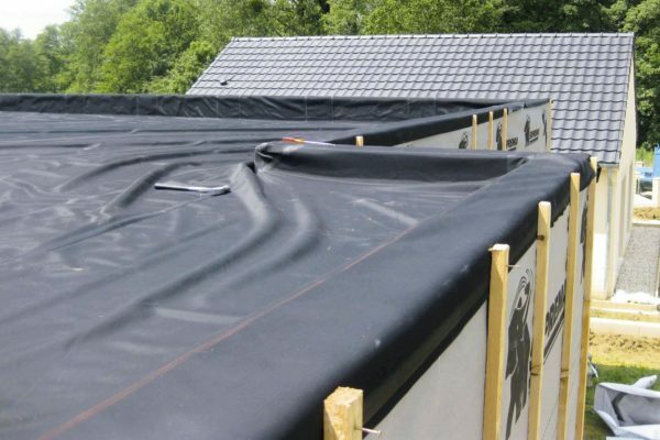 Prevlečeni EPDM membrana streho lahko traja več kot pol stoletja