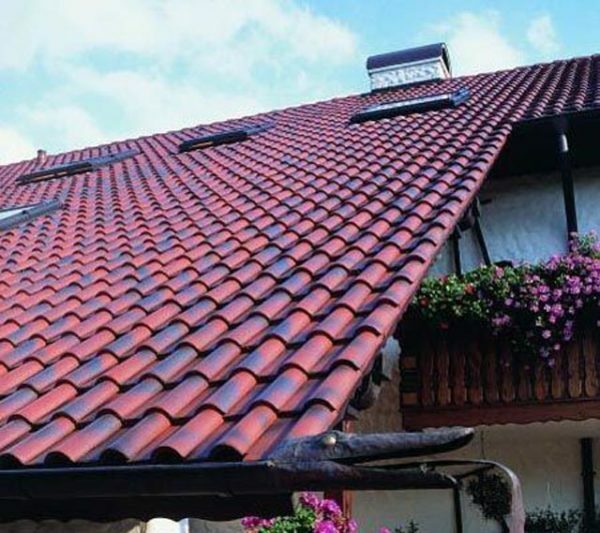 Ein solches Dach kann mehr als 100 Jahre dauern
