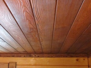 Repair ceiling drywall: a modern look in a wooden house, materials