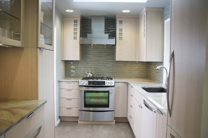 Small kitchen: design and interior photo