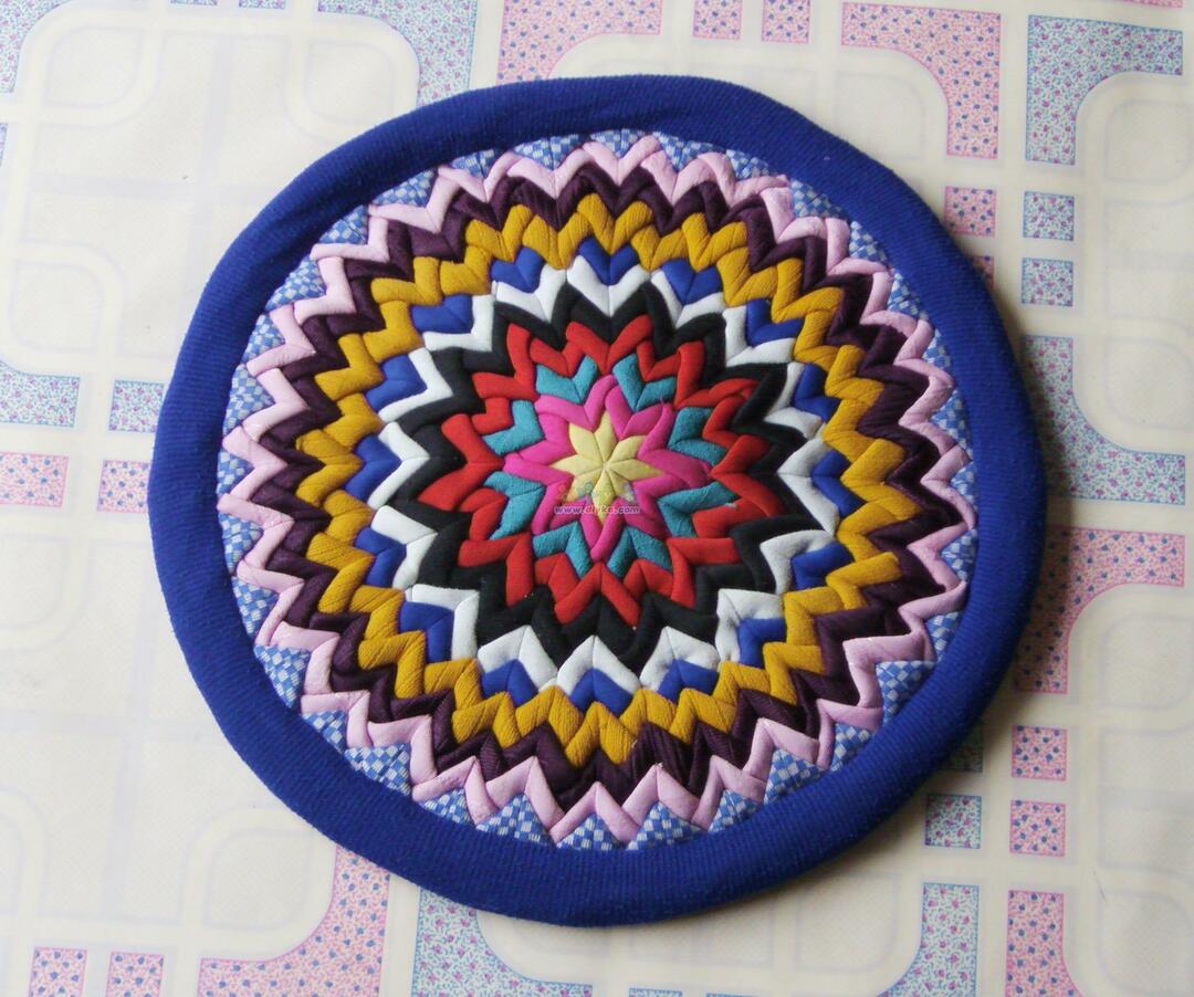 Patchwork tapijten: lapwerk eigen handen, stijlvolle driehoeken 60h90, naaien voor kinderen, foto en video