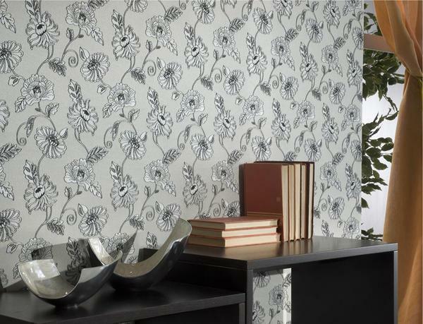 Kain wallpaper yang tersedia untuk interior furnitur Anda. Ini akan memberikan harmoni antara dinding dan kamar mandi