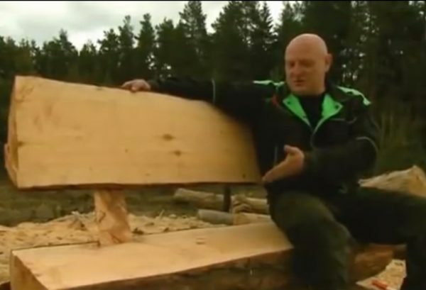 Bench, izgatavotas bez nevienas naglas, palīdzēt rotā piepilsētas zonu