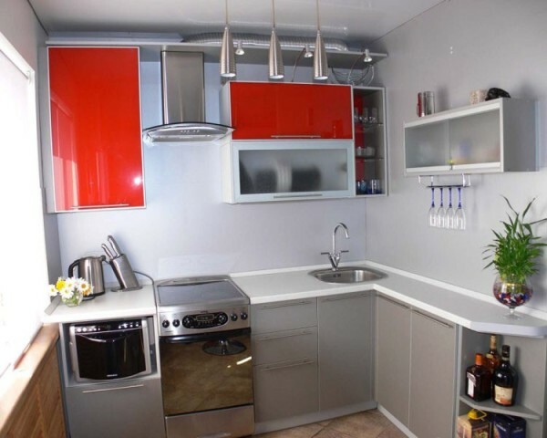 Køkken 6 m²: design, instruktion design et lille værelse med sine hænder, videoer og fotos