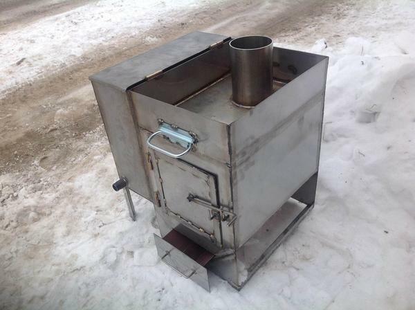 For an oil stove, it is better to choose metal sheets thicker