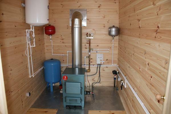 sala de calderas en una casa particular: equipos y fotos, el dispositivo y el acabado, el proyecto de la caldera, la construcción del horno