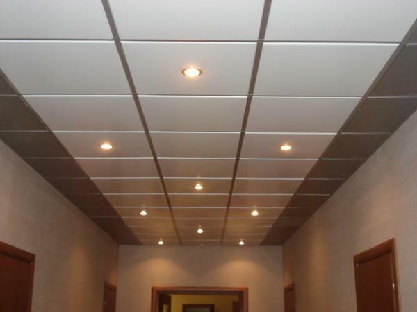 Suspended ceiling Armstrong is perfect for cases where it is necessary to hide any defects or hide communications