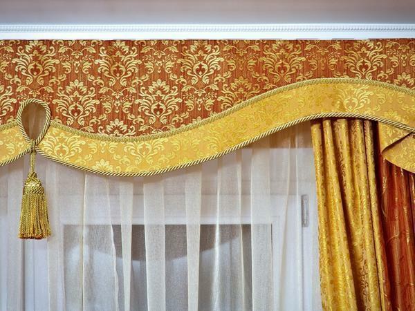 Bando de cortinas foto: pelmet duro que uma gangue é pequeno e difícil, novos itens para a sala de estar e sala