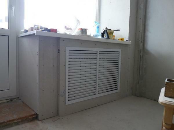 Beépített grill gipszkarton doboz lehetővé teszi, hogy a meleg levegő áramlását az egész szobában tér