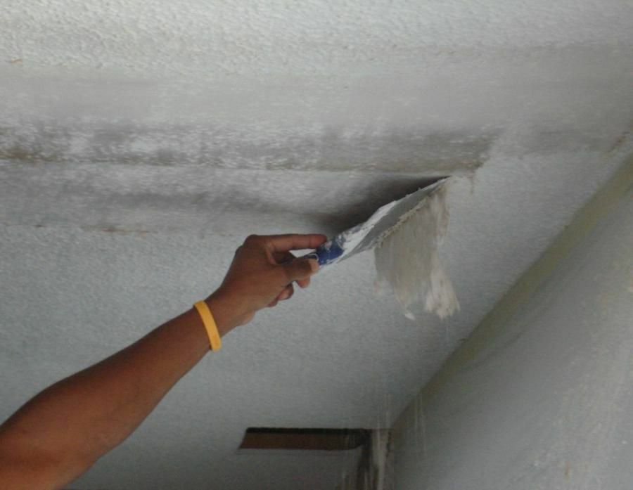 Vodoemulsionku veľmi ľahko sa čistí, v prípade, že strop je pre-navlhčiť.