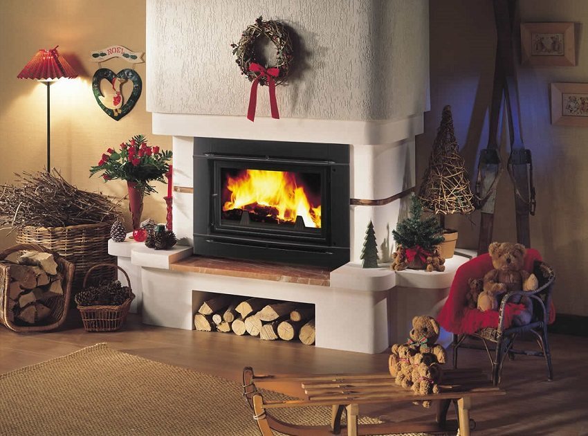 Modern recessed fireplace inserts are easy to install in old foci