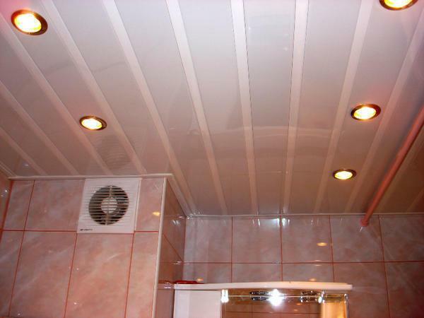 Built-in luminaires for lath ceilings are ideal for decorating a bathroom