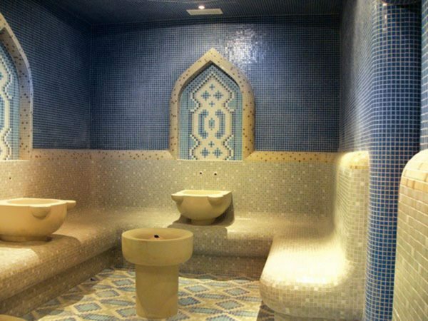 Turkish hammam - kúpeľ je dobrá, ale milencom jej dosť ťažké postaviť.