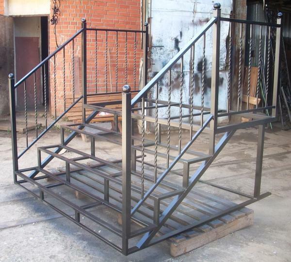 Stairs with metal handrails have a lot of advantages