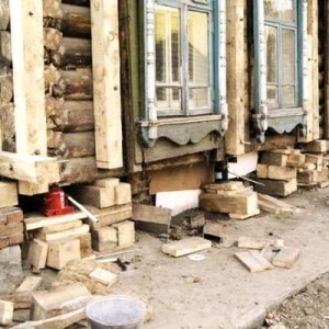 Reparación de base vieja casa de madera