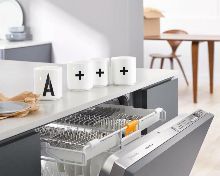 A mosogatógép felszerelése és csatlakoztatása után csak a működésének minőségét kell ellenőrizni.