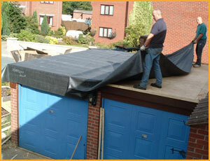 Oprava strechy garáže