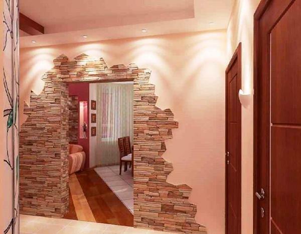Sebelum Anda mulai mendekorasi lorong batu, terlebih dahulu Anda harus menentukan jenis wallpaper