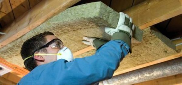 Do not forget about personal protective equipment when working with mineral wool, and crumbling to dust it does not hurt you