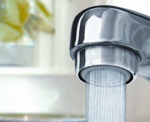 Aeratore - un modo molto efficace per risparmiare acqua quando si lava le mani e gli utensili