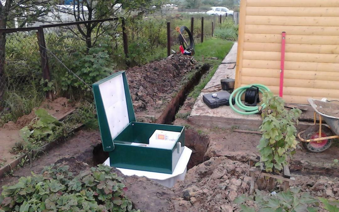 Da bi se riješio problem zbrinjavanja i obrade otpadnih voda u ladanjsku kuću sada su udobni i praktična rješenja - spremni septička jama