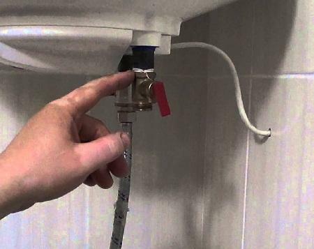 To properly drain the water from the water heater, you need to study the theory